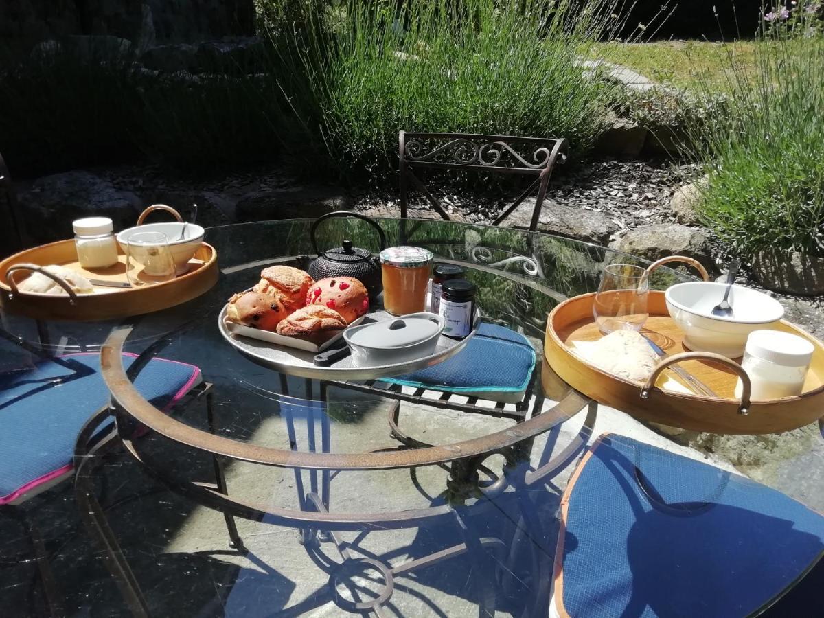 Chez Sophie Et Gilles Panzió Monistrol-sur-Loire Kültér fotó