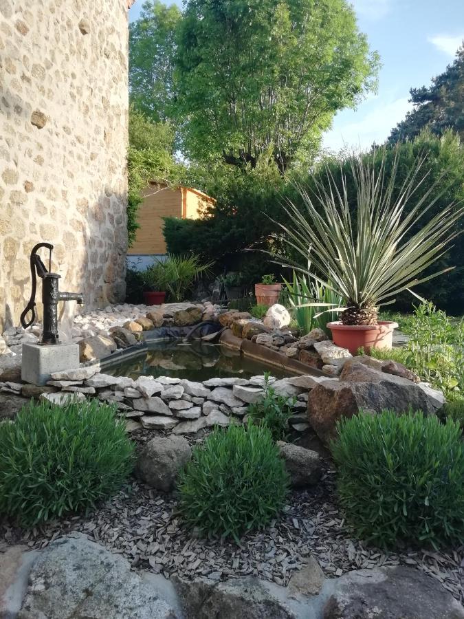 Chez Sophie Et Gilles Panzió Monistrol-sur-Loire Kültér fotó