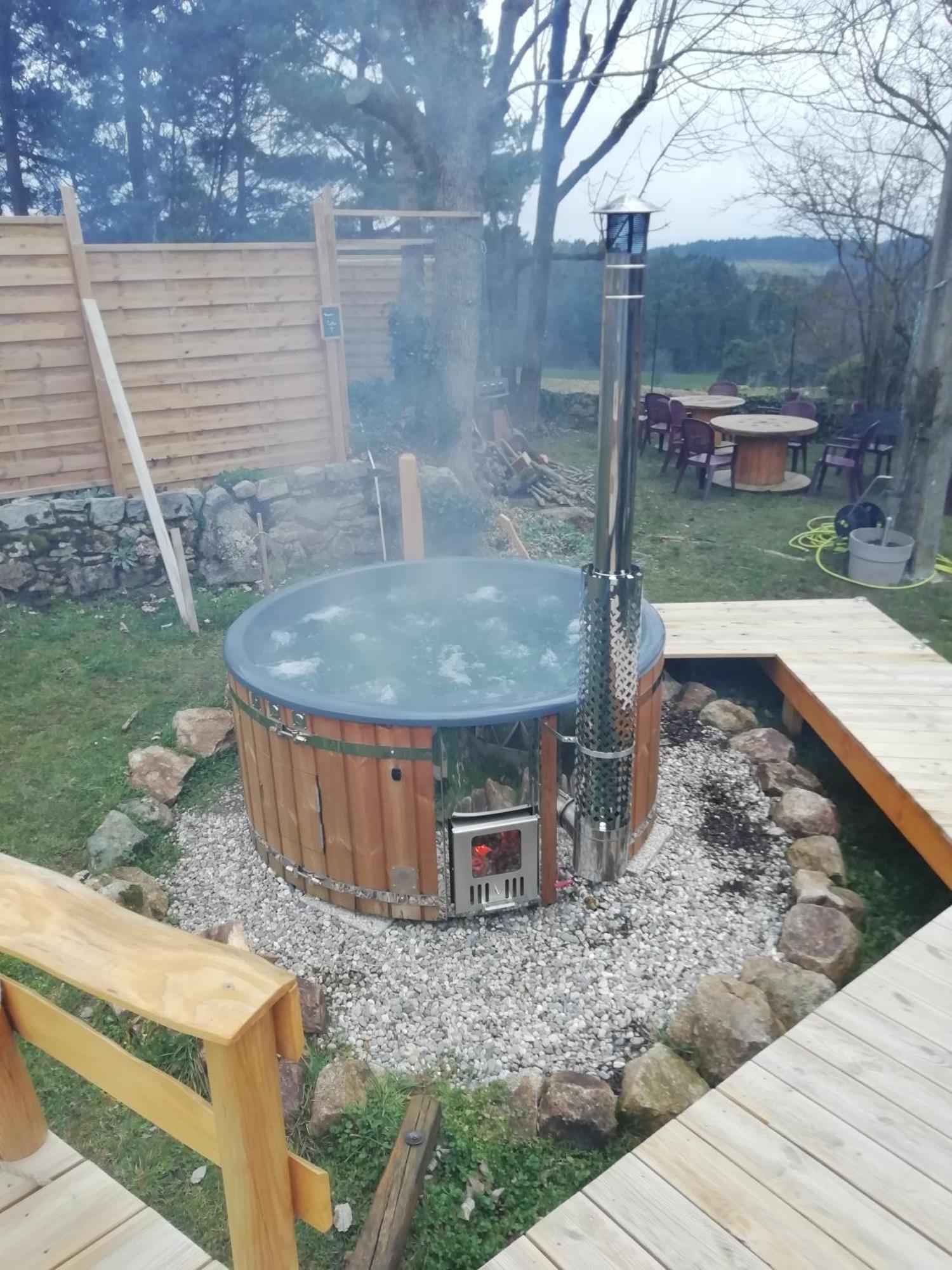 Chez Sophie Et Gilles Panzió Monistrol-sur-Loire Kültér fotó